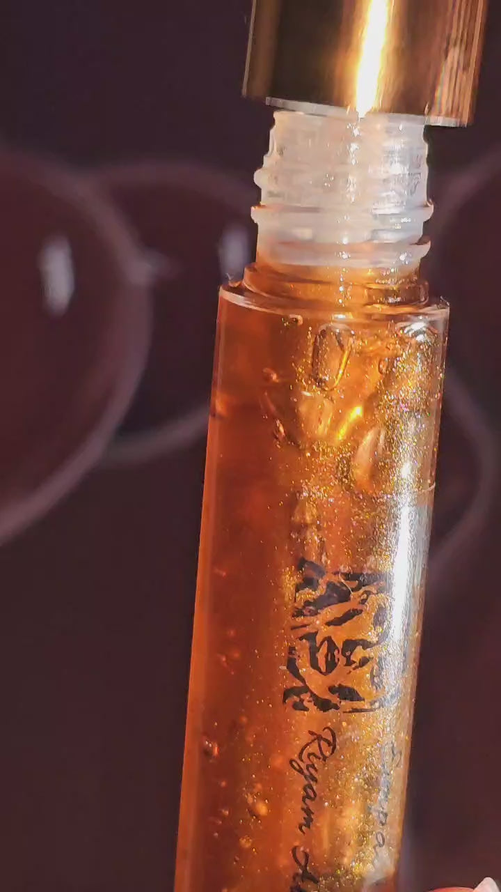 Empathy brown lip gloss with nourishing oils – 10 mL