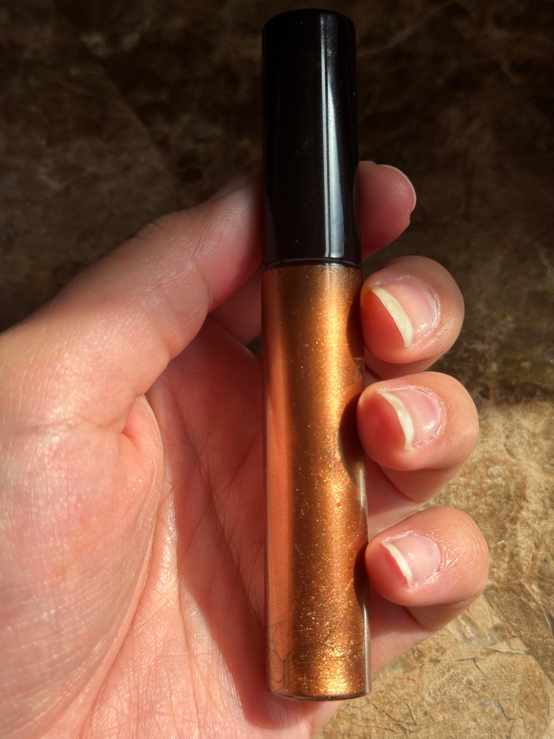 Golden Hour Lip Gloss 10ml - Radiant Shine for Luscious Lips Scent (vanilla) - Riy Cosmetics